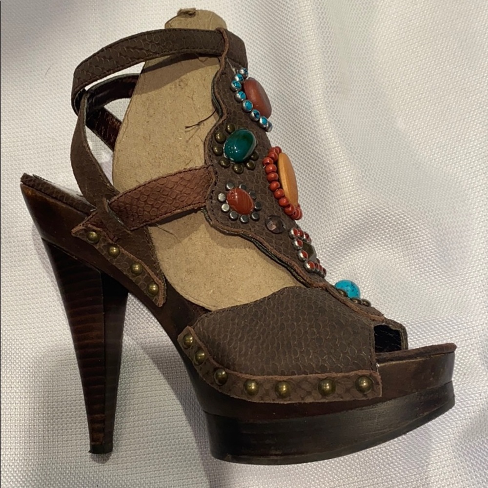 Ahhhmazzing heels!! - Picture 2 of 6